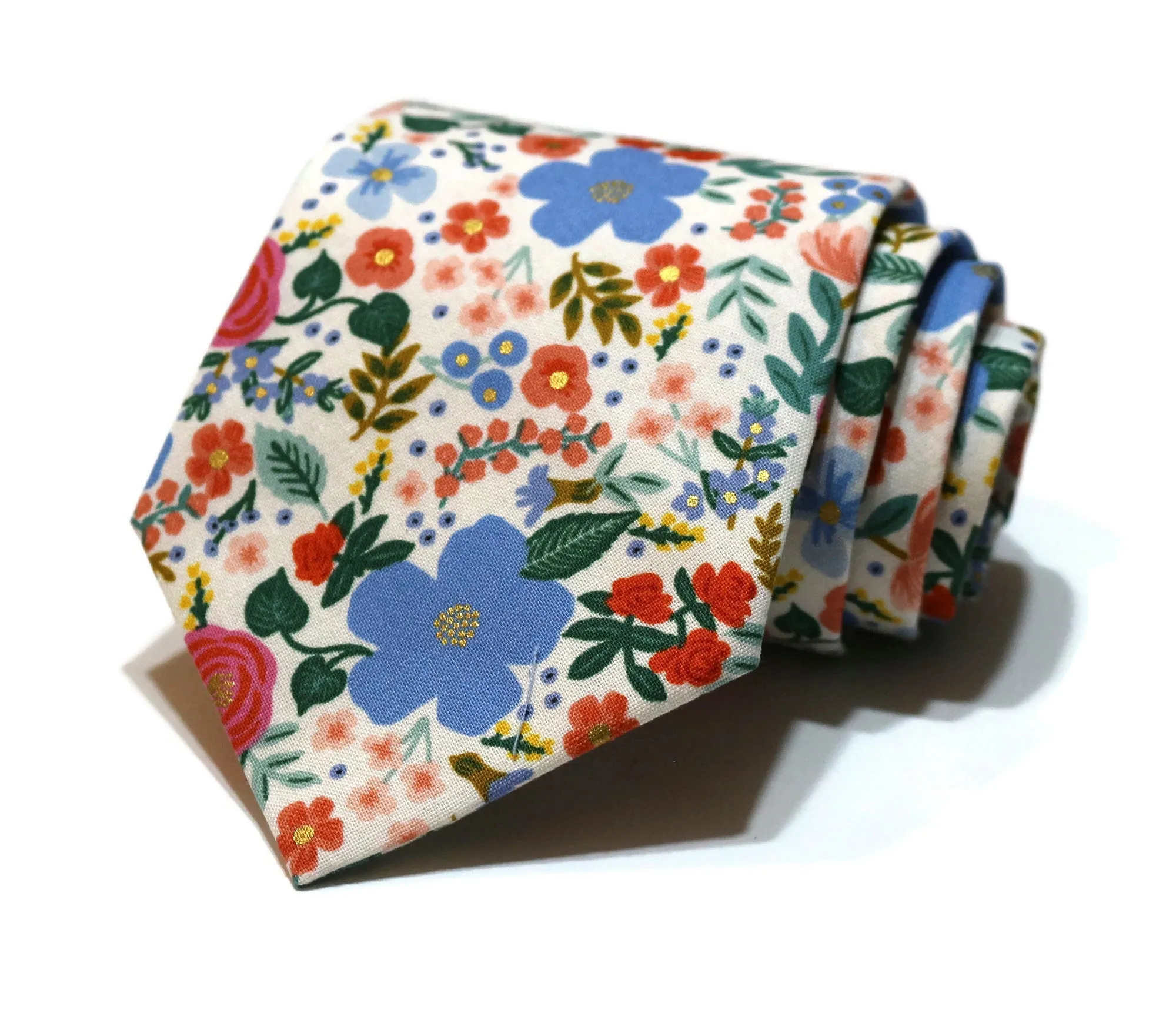 Cream Wild Rose Floral Necktie